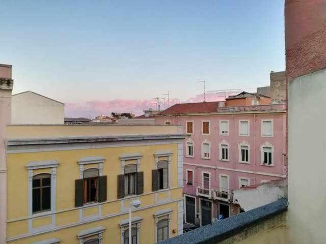 Liberty Suite Cagliari Eksteriør bilde